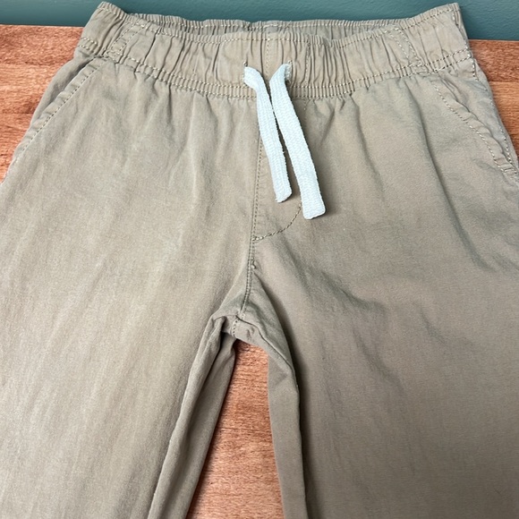 The children’s place Boys size 7 khaki pants joggers, with drawstring-EUC - Picture 2 of 6